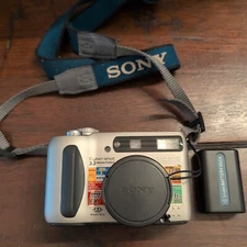 Sony Cyber-shot DSC-S75 3.2MP Digital Camera  WITH CHARGER-NO SD CARD-WORKS