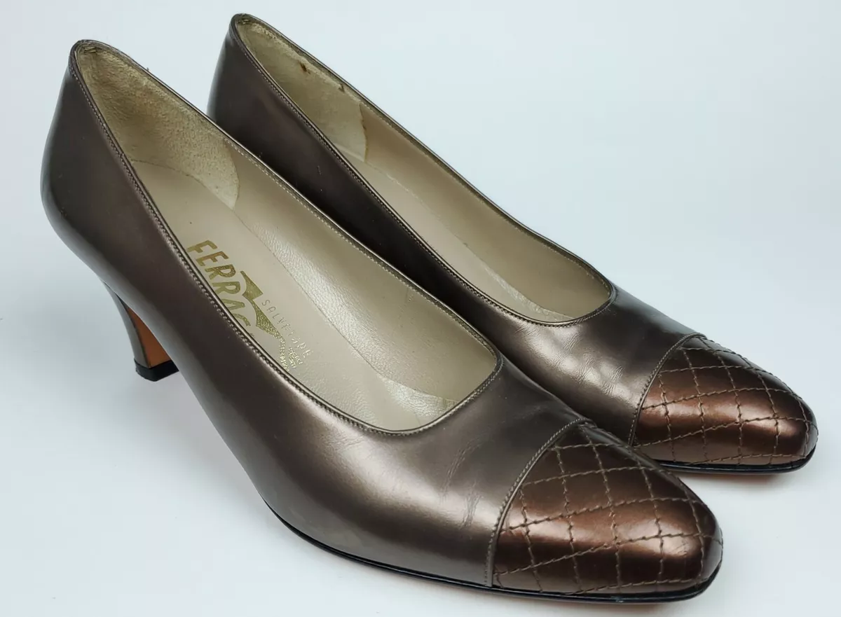 Ferragamo two tone best sale shoes