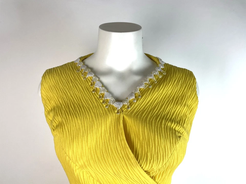 Vtg 60s Mod Canary Yellow CARNIVAL sheath dress + Bow and Appliques S 32" Bust - Image 2 of 4
