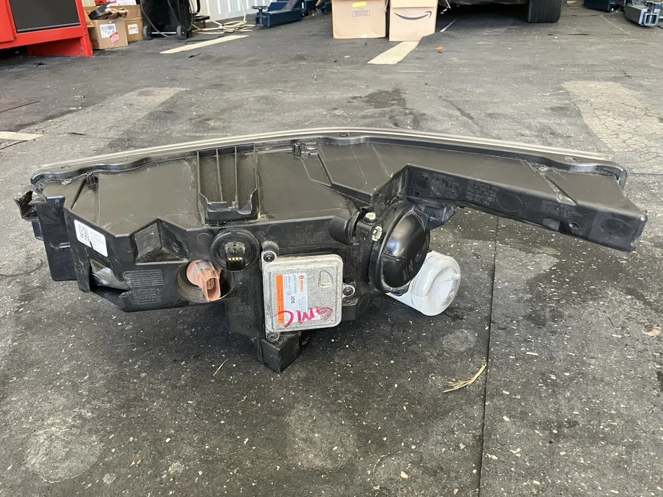 GMC Acadia Denali 2017-2019 pasajero derecho derecho derecho xenón faros HID OEM 17 18 19 Foto 2 de 4