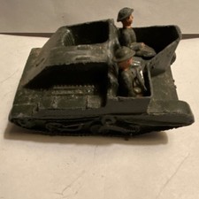 Britains Deetail Green Diecast Military Tank with Soldiers
