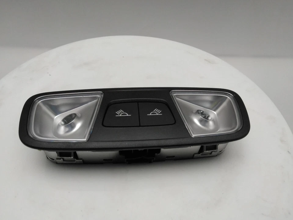 Lámpara luz interior AUDI A3 2020-2023 5 puertas hatchback  Foto 2 de 4