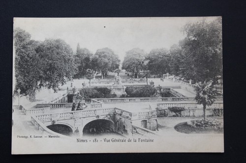 Carte Postale Ancienne CPA NIMES - Vue générale de la Fontaine - 第 1/1 張圖片