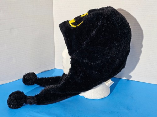 Batman Six Flags Black Furry Velour Long Pom Pom Hat - Picture 7 of 8