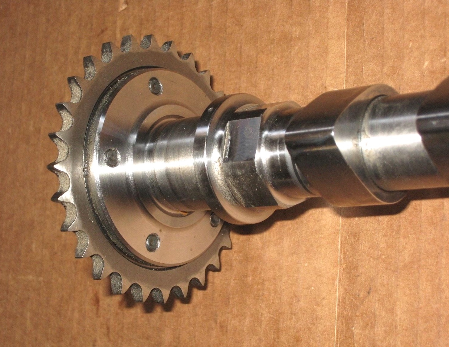 2009-2013 Maserati GranTurismo RIGHT CYLINDER EXHAUST CAMSHAFT 278946 F136YL OEM