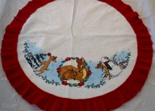 Vintage Disney Classics Bambi & Thumper Red White Felt 41" Christmas Tree Skirt