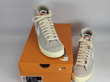 Nike W Blazer Suede Mid 77 VNTG Trainers In light Bone , suede boxed new boots