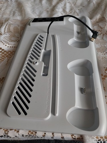 PS5 Slim Lüfter Kühler, USB-Ladeanschluss, LED-Licht, für PS5 Slim Disc/Digital