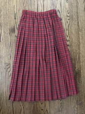 Vintage 1980  s Marissa Christina Red Scottish Plaid Pleated Midi Skirt Christmas