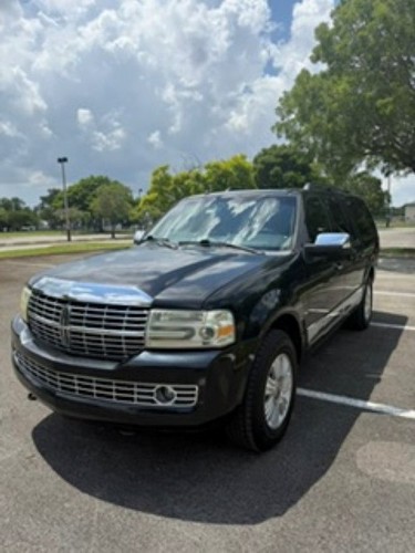 2013 Lincoln Navigator L