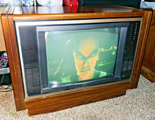 Vintage RCA ColorTrak Console Wood-Grain TV G26291WK - 1980s Tested Working