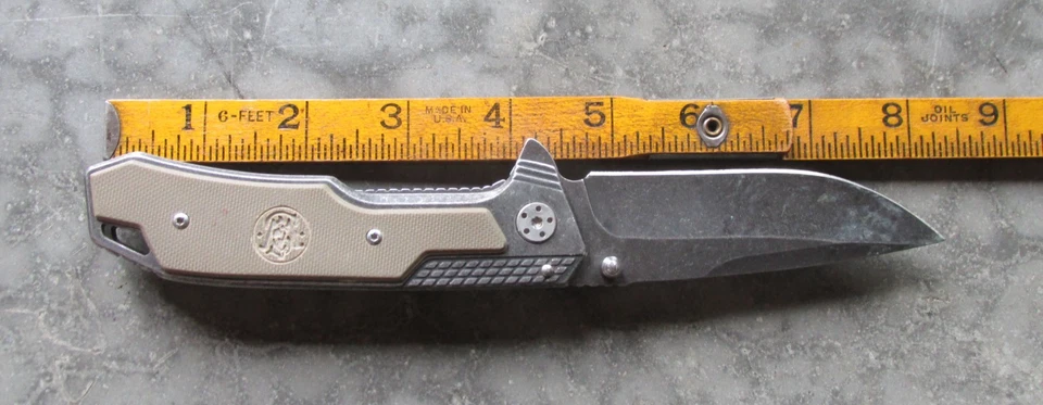 Cuchillo Smith & Wesson modelo SW609 hoja 3.55" - acero inoxidable alto carbono Foto 3 de 4