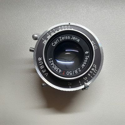 Early Carl Zeiss Jena Tessar 2.8/50 T coated clean small lens in Vebur shutter