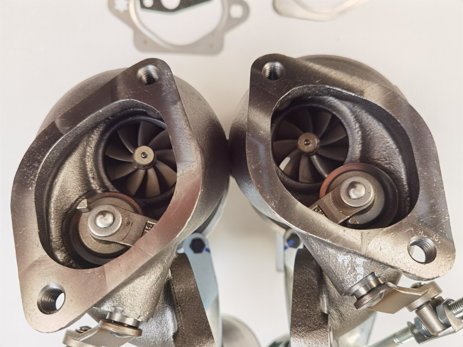 TWO Turbocharger Left+Right fit 2013-16 Ford F-150 Expedition Transit 3.5L K03