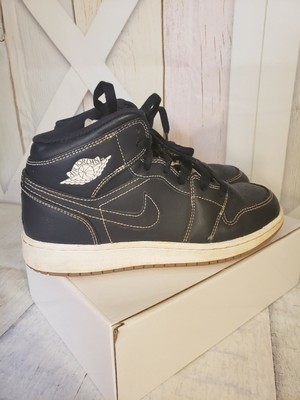 jordan 1 mid re2pect