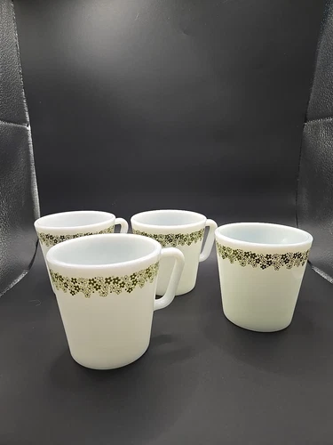 Pyrex Spring Blossom Crazy Daisy Milk Glass Coffee Cups, Set Of 4. Vintage