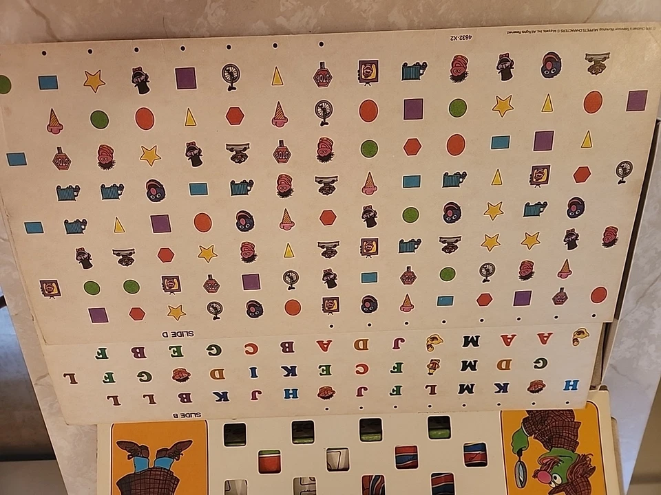Juego de enfrentamientos perdidos Sesame Street 1976 de colección de Milton Bradley - ¡Completo! Foto 4 de 4