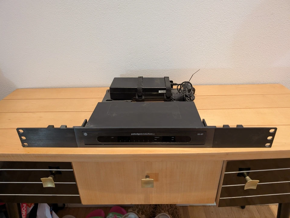 pakedge sx-8p switch inkl. 19Zoll Befestigungskit