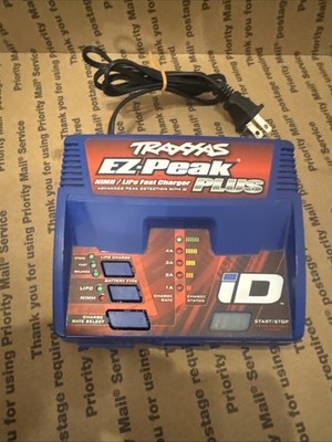 Traxxas 2970 EZ-Peak Plus 4-Amp NiMH/LiPo Fast Charger