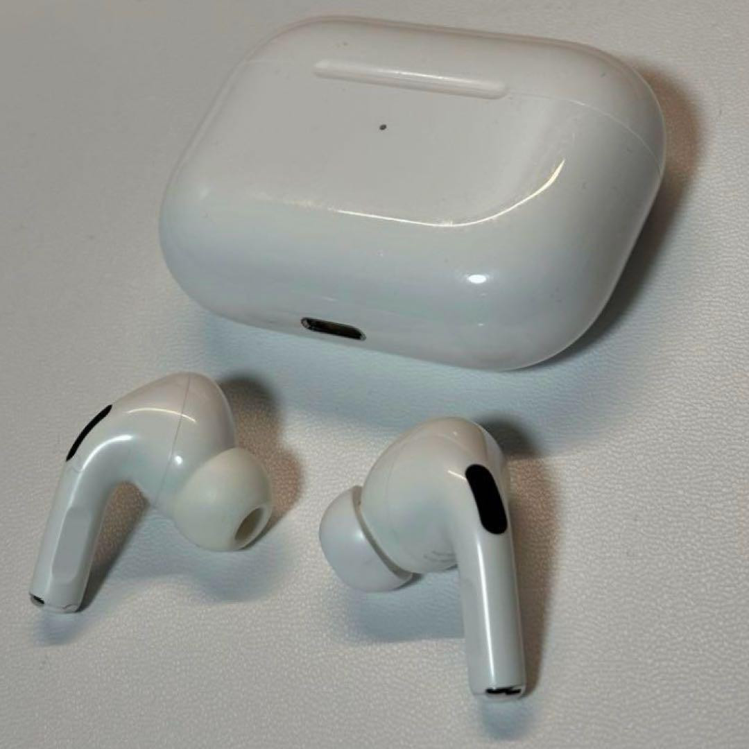 Airpods Pro Main Unit White With Charging Case Junk | eBay Airpods Pro Main Unit White With Charging Case Junk | eBay