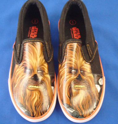 Star Wars Chewie Chewbacca Slip On Sneaker Shoes Size 1 Kids/Youth