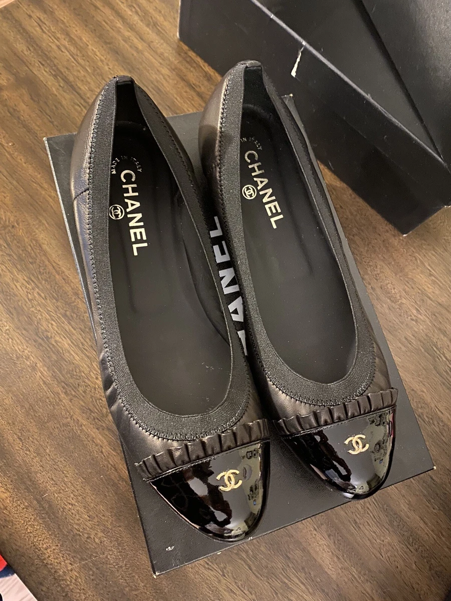 Authentic Black chanel Shoes Flats Sz 41. 9-9,5 . NIB Original Box and dust  Bags