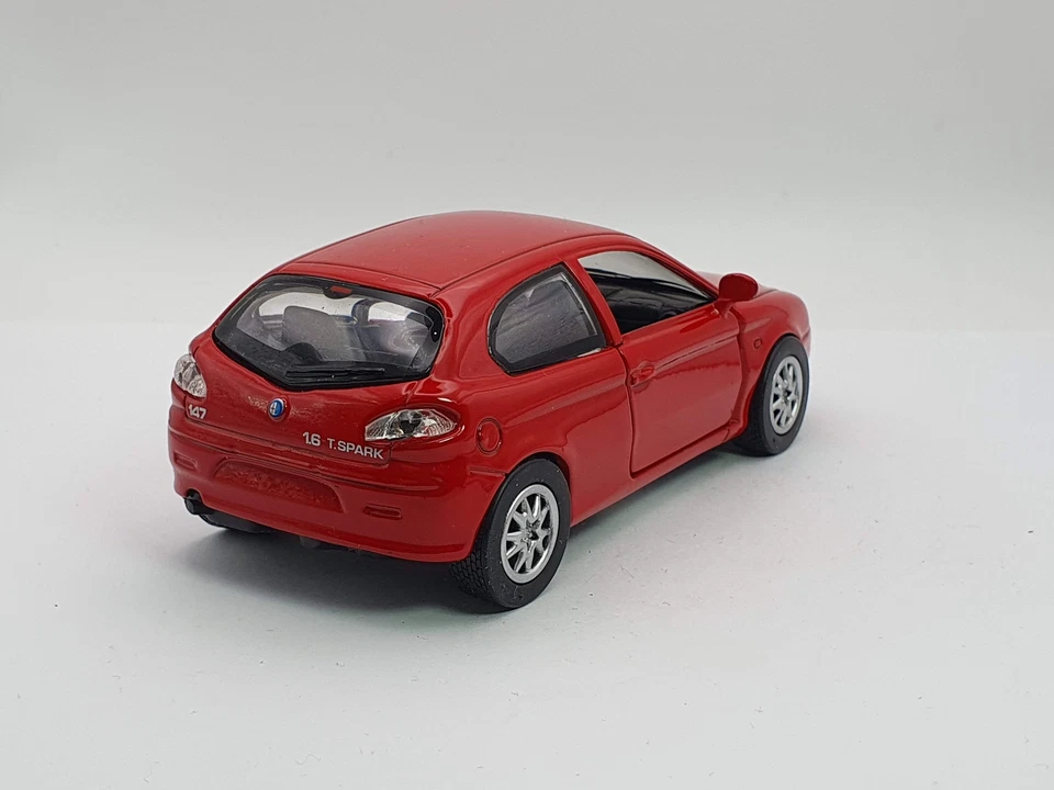 Alfa Romeo 147 New Ray 1/35 - Immagine 3 di 4