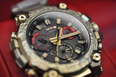 CASIO G-Shock Gold moon-inspired MTG-B3000CX-9APRT Special