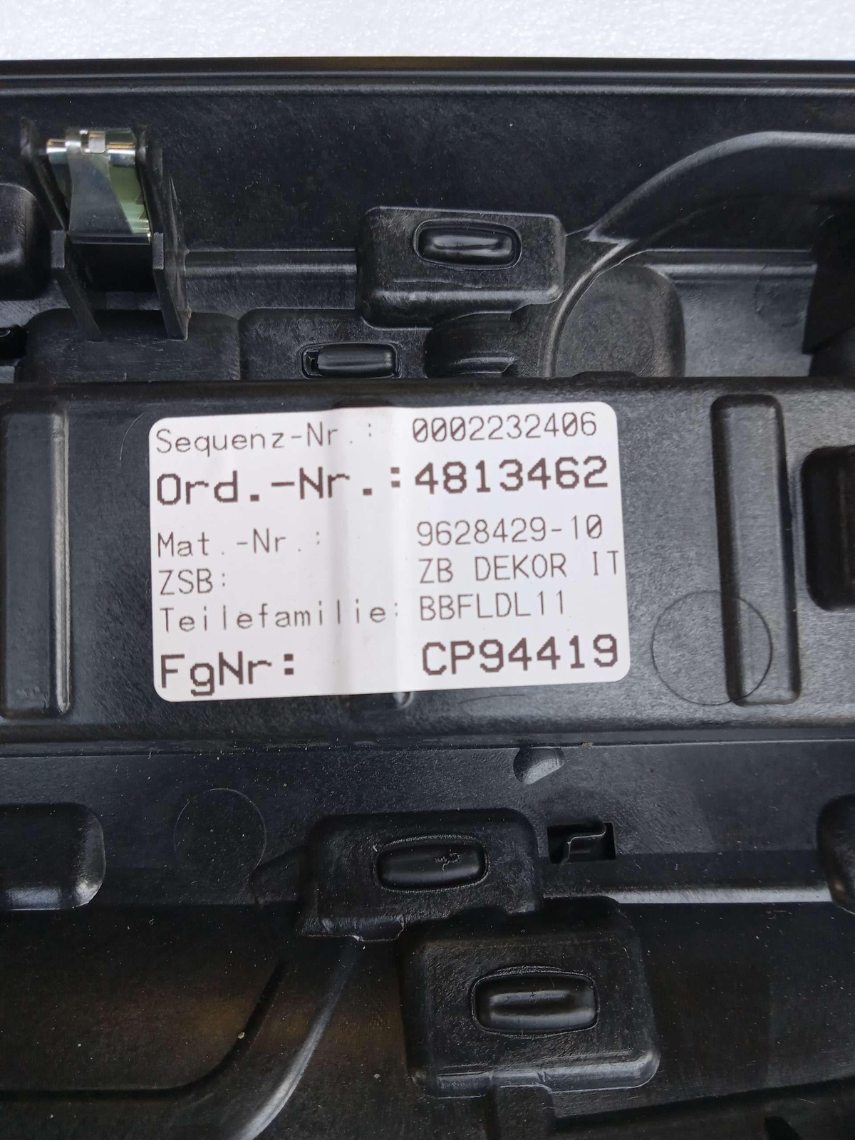 Picture 9 of 10