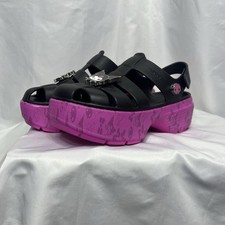 Crocs HELLO KITTY AND FRIENDS MY MELODY AND KUROMI STOMP SANDAL Women  s Size 11