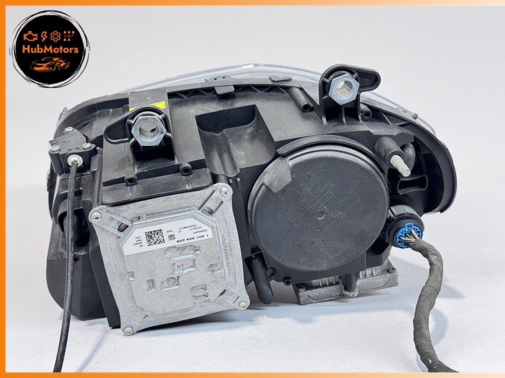 2009-2013 MASERATI QUATTROPORTE RIGHT XENON HEADLIGHT COMPLETE 272749 OEM