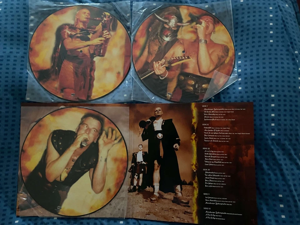 In Extremo - Verehrt und.../Weckt die Toten 3fach Picture LP Set 2001 ungespielt - Bild 2 von 2