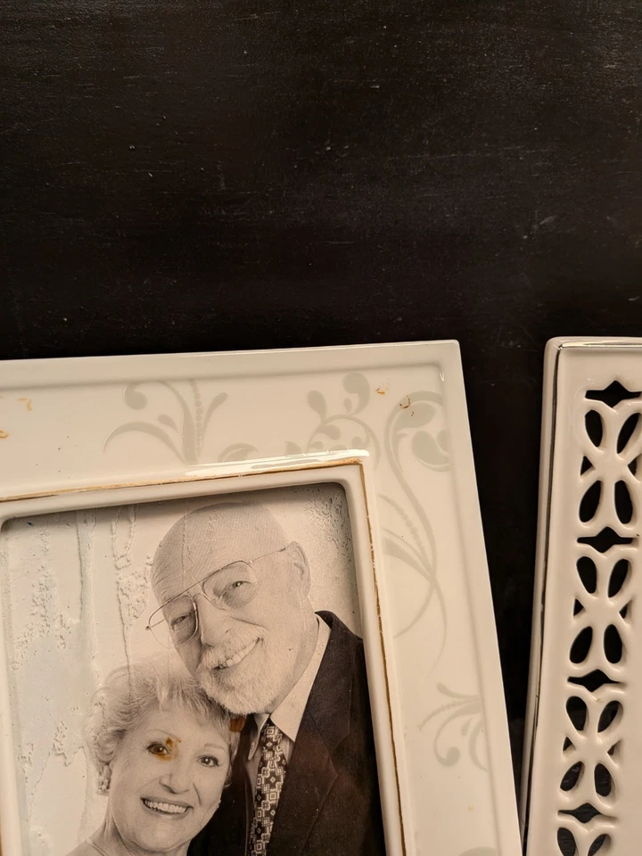 Lote de 2 marcos de fotos/fotos de 50 y 25 aniversario de boda, blanco 4x6" Foto 4 de 4