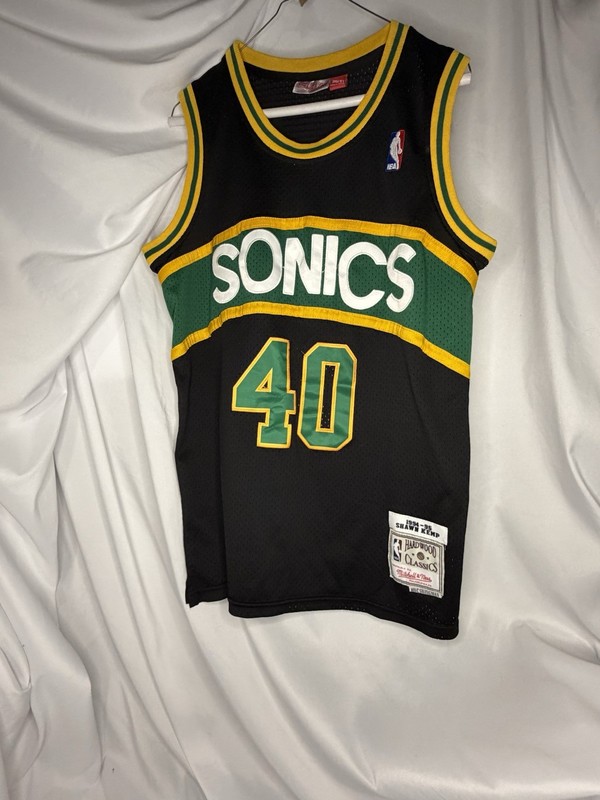 MITCHELL & NESS NBA SEATTLE SUPERSONICS SHAWN KEMP 94-95 SWINGMAN JERSEY S