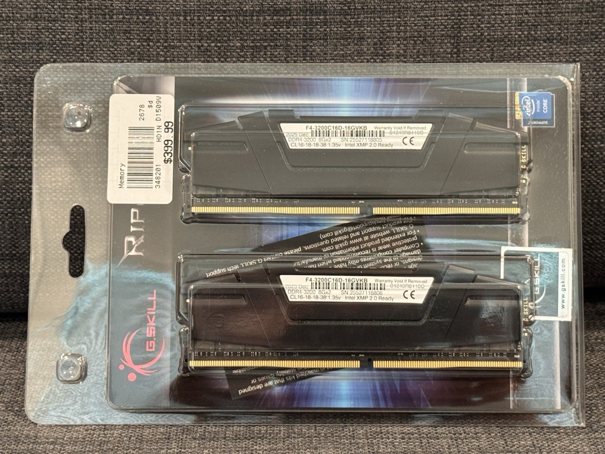 G.Skill Ripjaws V 16 GB (2 x 8 GB) DDR4-3200 CL16 Memory (F4