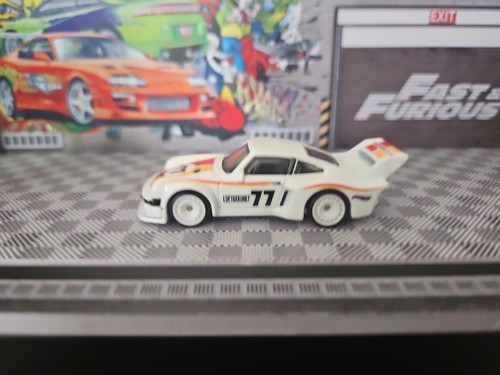 Hot Wheels Premium Thrill Climbers PORSCHE 934.5 Rally Car Culture Real Riders - Picture 9 of 16