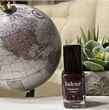 LONDONTOWN LAKUR Nail Polish Enhanced Colour Lacquer Size 0.4 Fl oz Lady Luck S1