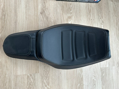 Harley Davidson Fat Bob 114 FXFBS Original Sitzbank (52000322)