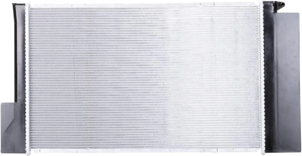 Radiador hatchback 1,8 L SC3010110 / 16400-22160 para Toyota Corolla iM 2017-2018 Foto 3 de 4