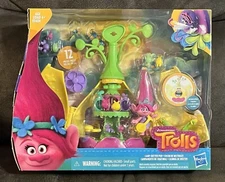 New Hasbro Trolls Camp Critter Pod Playset Figures 2017 Poppy Branch Doll House