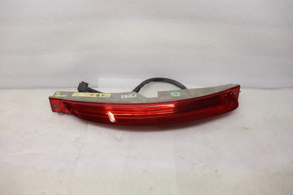 Luz trasera izquierda BMW Z8 2000 2001 2002 2003 63 21 4 859 157 OEM Foto 2 de 4
