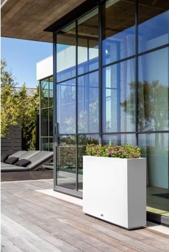 Veradek Block Span 38 in. x 30 in. Height White Plastic Planter