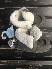 THE CHILDREN  S PLACE Gray Suede Moccasin Slippers White Faux Fur Lining 3-6 Mo