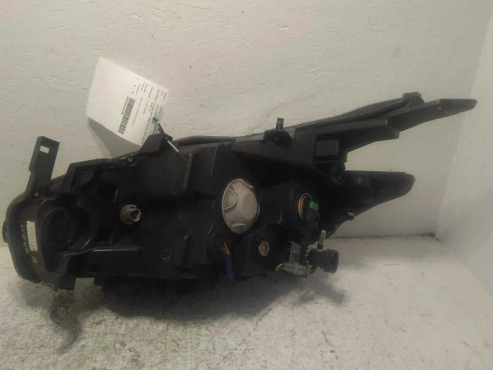 Used Right Headlight Assembly fits: 2015 Nissan Murano halogen black upper housi Foto 3 de 4