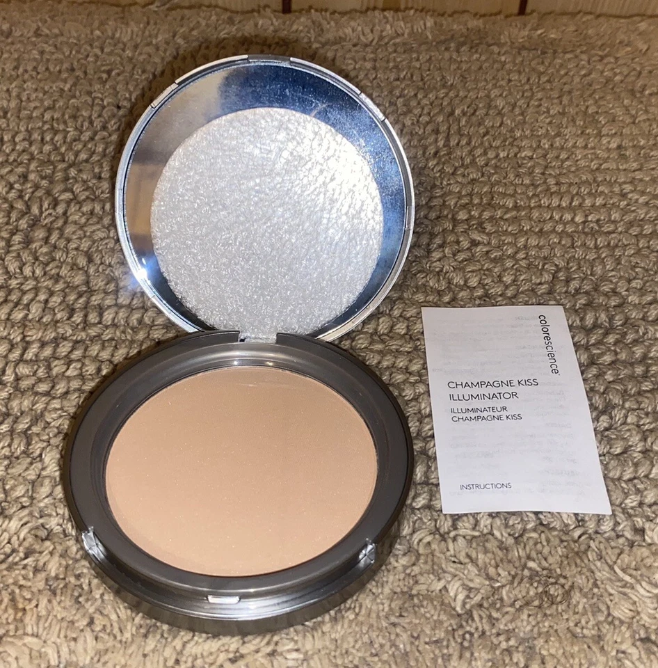 Colorescience Champagne Kiss Illuminator 0.36 oz 3039 - Image 2 of 4