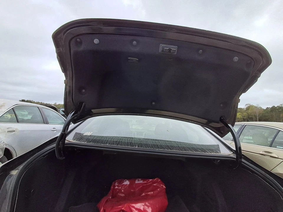 Maletero/portón trasero sedán sin alerón se adapta a 18-19 CRUZE 2728613 Foto 2 de 4