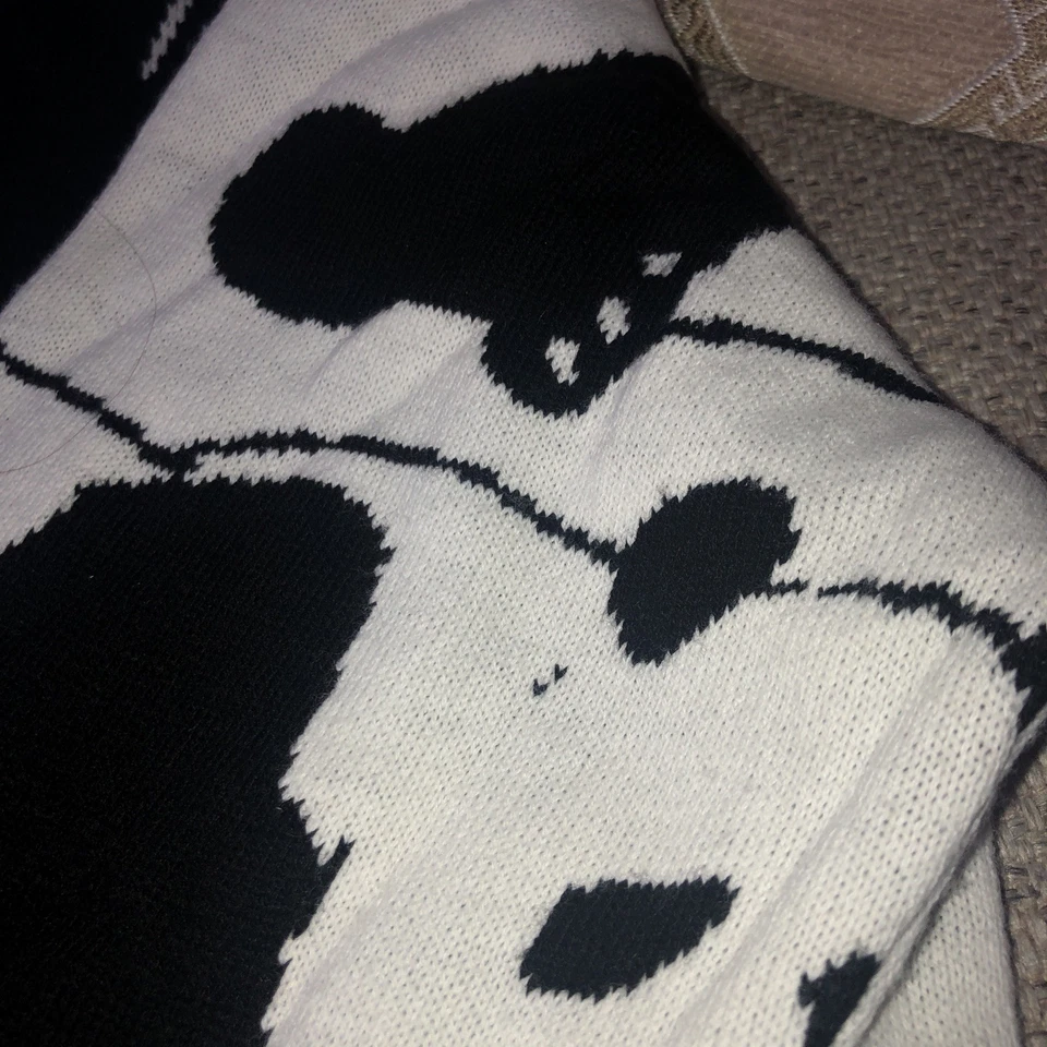 Mens Asos Black And White Panda Jumper Size Small - Image 4 of 4