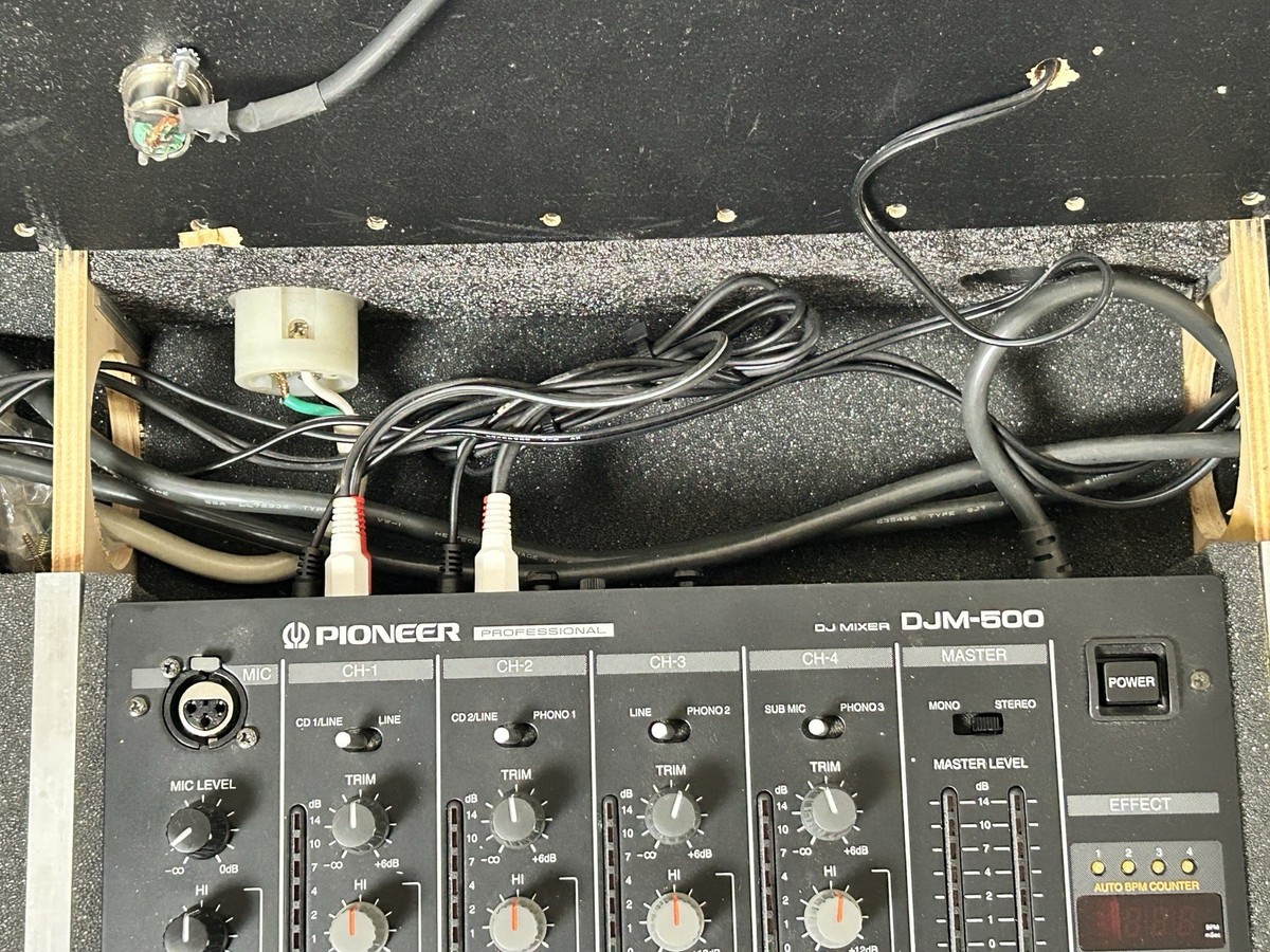 Pioneer DJ Set CDJ-500II (x2) + DJM-500 Mixer Coffin Case Tested