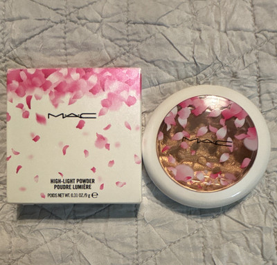 M·A·C High-Light Powder Highlighter Spring Bling Gold Shimmer 0.31 oz SF7L-02
