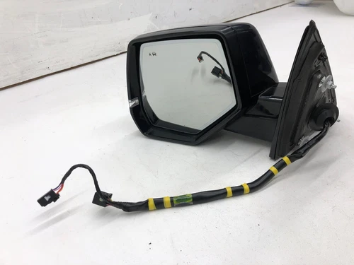 2015-2020 CADILLAC ESCALADE LEFT DOOR MIRROR W/ BLIND SPOT ALERT *SCUFFS*